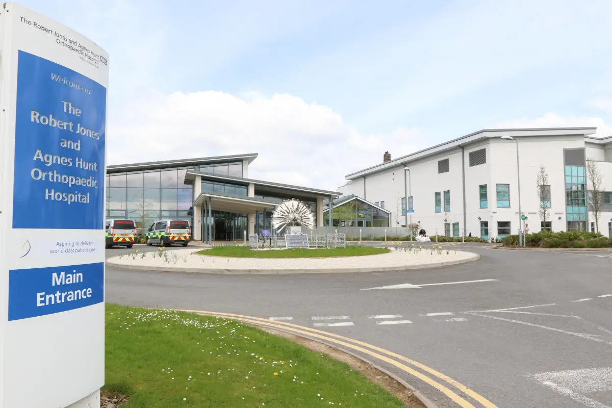Entrance sign at the Robert Jones and Agnes Hunt Orthopaedic Hospital, Oswestry